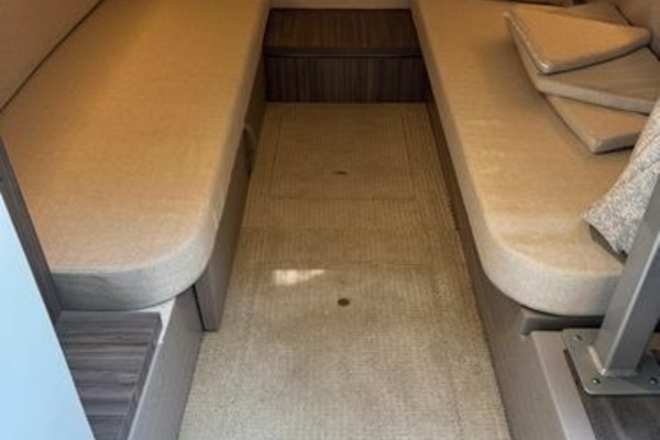 32ft Sea Ray Yacht For Sale