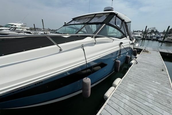 32ft Sea Ray Yacht For Sale