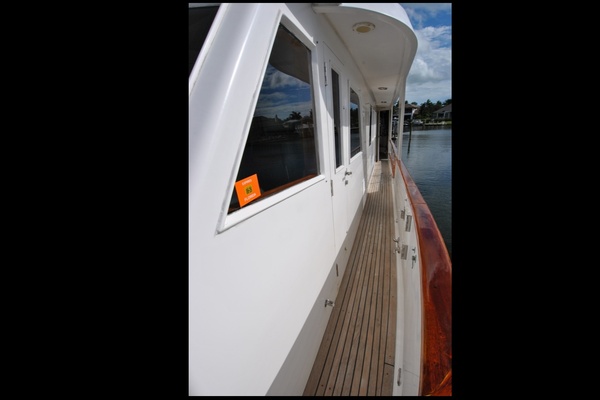 Side Deck
