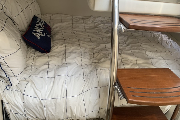 26ft Regal Yacht For Sale