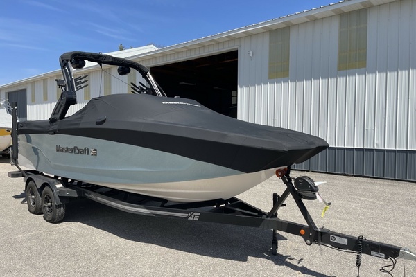 Mastercraft XT24 24ft Mastercraft Yacht For Sale