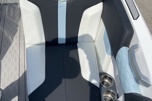 Mastercraft XT24 24ft Mastercraft Yacht For Sale