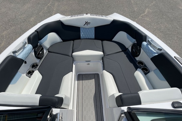 Mastercraft XT24 24ft Mastercraft Yacht For Sale