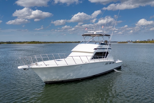 Photo of the 1995 Hatteras 