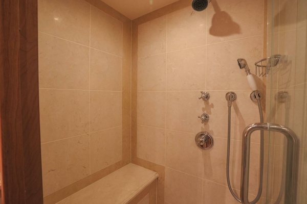 Master Large Shower