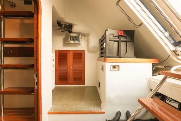 Transom Starboard Storage