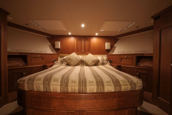 VIP Bed