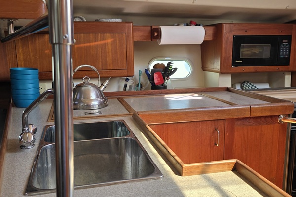 41ft Hunter Yacht For Sale