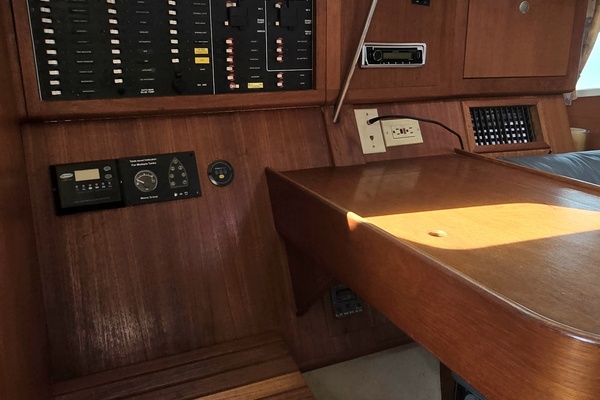 41ft Hunter Yacht For Sale