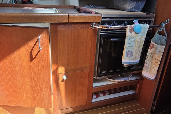 41ft Hunter Yacht For Sale