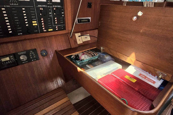 41ft Hunter Yacht For Sale