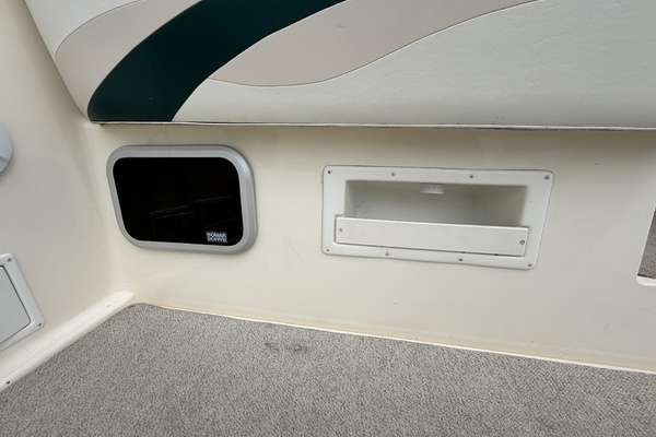 26ft Rinker Yacht For Sale