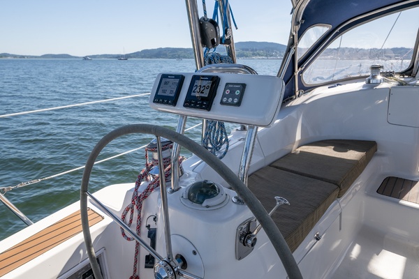 Fre Moment  45ft Hunter Yacht For Sale