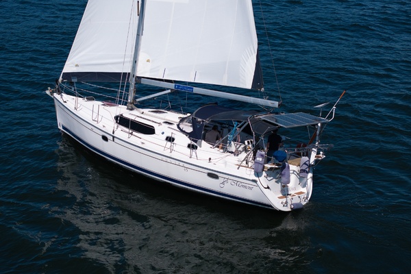 Fre Moment  45ft Hunter Yacht For Sale