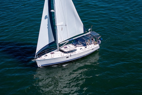 Fre Moment  45ft Hunter Yacht For Sale