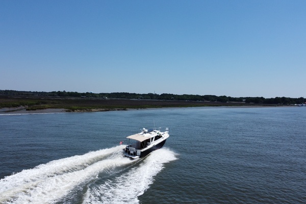 Seahorse 33ft Cutwater Yacht For Sale