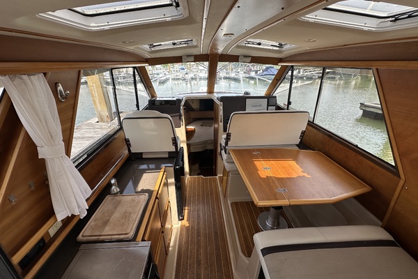 Seahorse 33ft Cutwater Yacht For Sale
