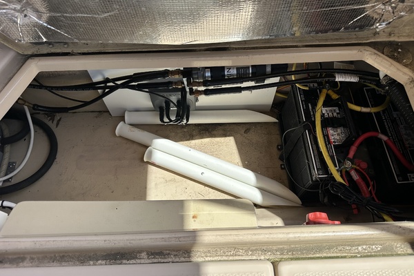 Seahorse 33ft Cutwater Yacht For Sale