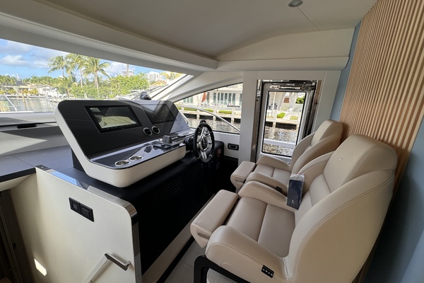 69ft Azimut Yacht For Sale
