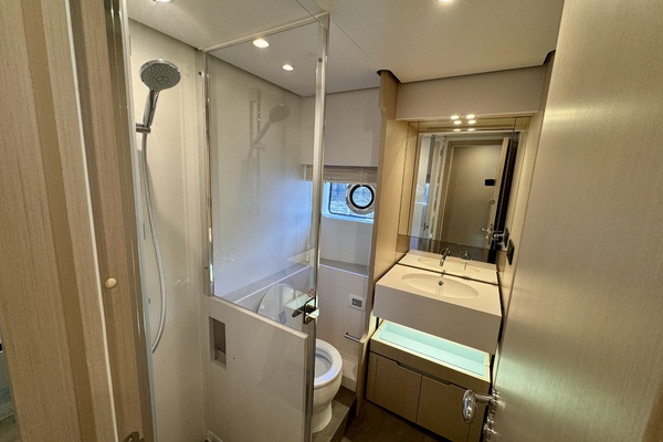 69ft Azimut Yacht For Sale