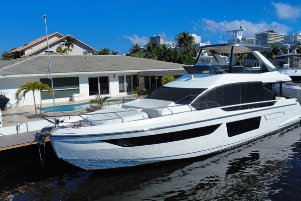 Photo of the 2025 Azimut 