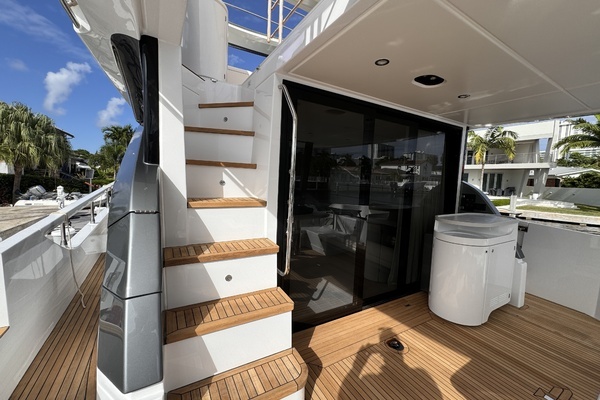 Photo of the 2025 Azimut 