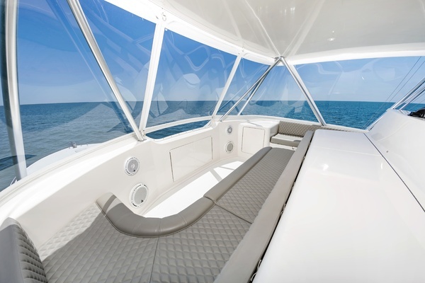 2006 Viking 61