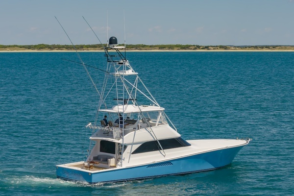 2006 Viking 61