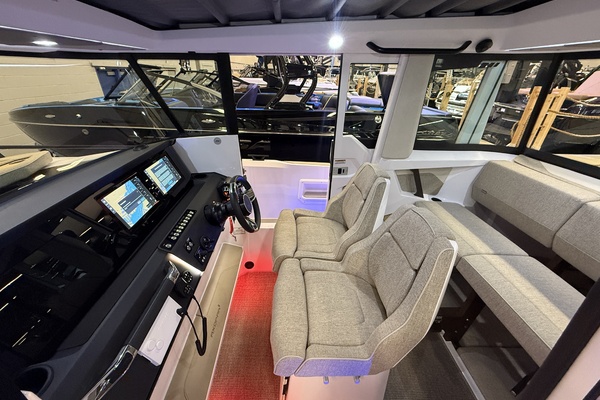 31ft Axopar Yacht For Sale