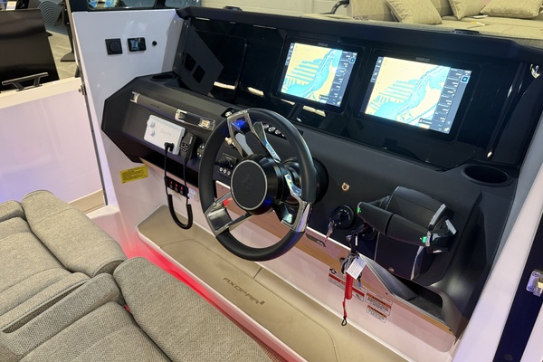 31ft Axopar Yacht For Sale