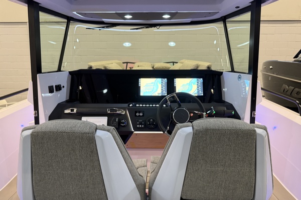 31ft Axopar Yacht For Sale
