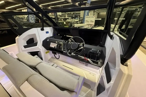 2026 Axopar 29 SUN TOP 31ft Axopar Yacht For Sale