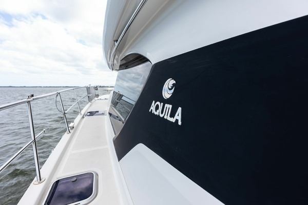 2021 Aquila 44