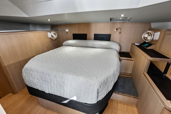 Decadence 44ft Aquila Yacht For Sale