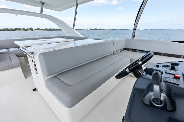Decadence 44ft Aquila Yacht For Sale