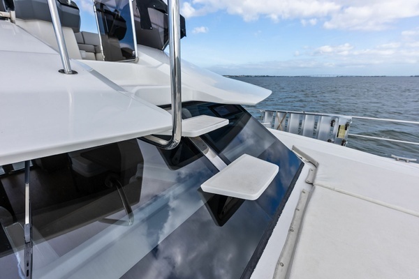 2021 Aquila 44