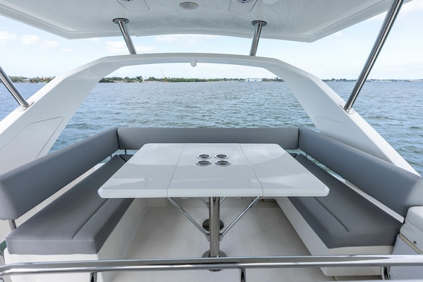 Decadence 44ft Aquila Yacht For Sale