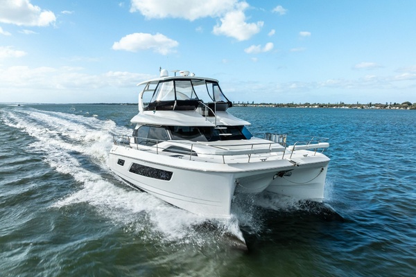 Decadence 44ft Aquila Yacht For Sale