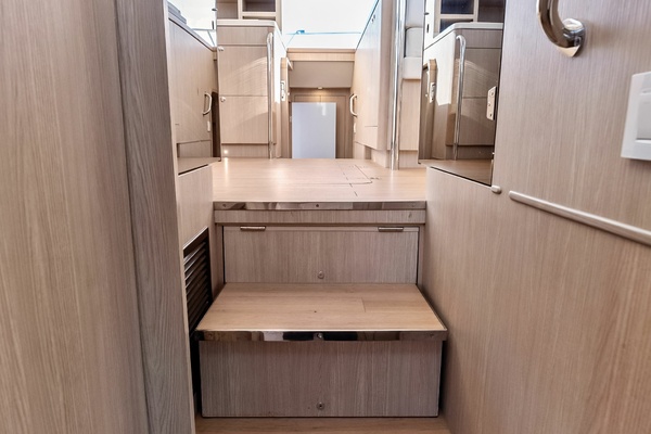 Decadence 44ft Aquila Yacht For Sale