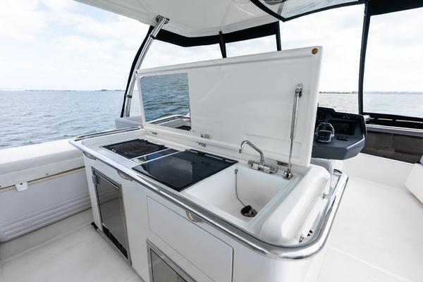 Decadence 44ft Aquila Yacht For Sale