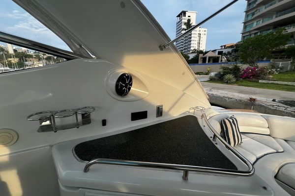 COOL IT 56ft Cruisers Yachts Yacht For Sale