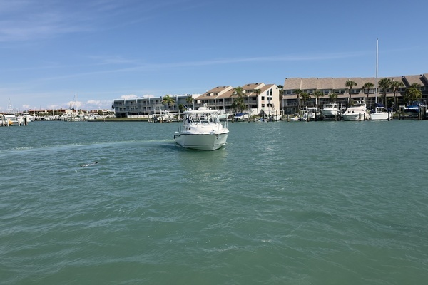 2007 Boston Whaler 32
