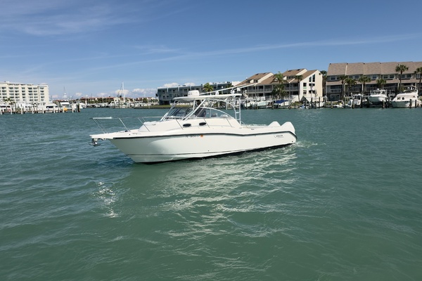 32ft Boston Whaler Yacht For Sale