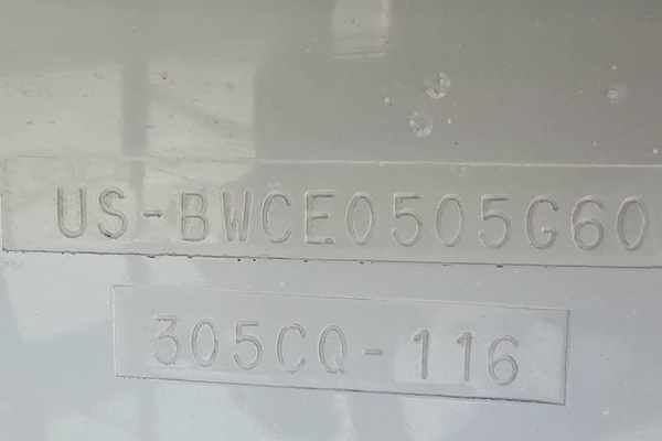 2007 Boston Whaler 32