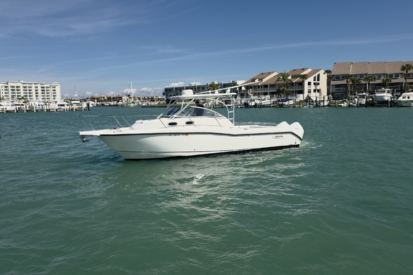 2007 Boston Whaler 32