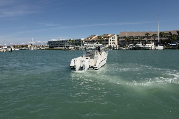 32ft Boston Whaler Yacht For Sale