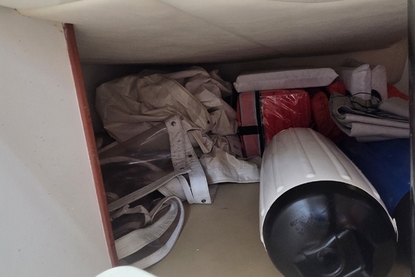 32ft Boston Whaler Yacht For Sale