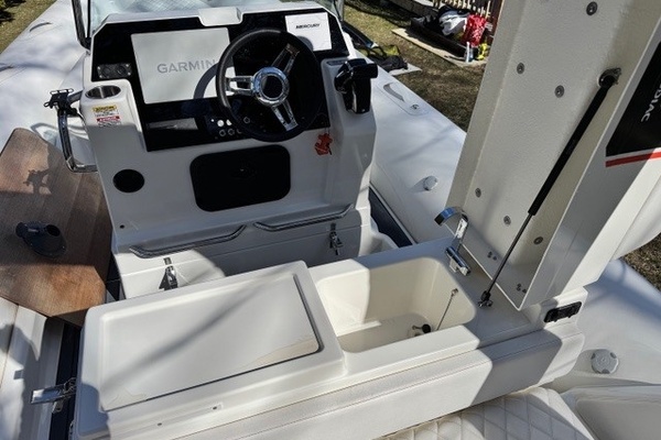 24ft Zodiac Yacht For Sale