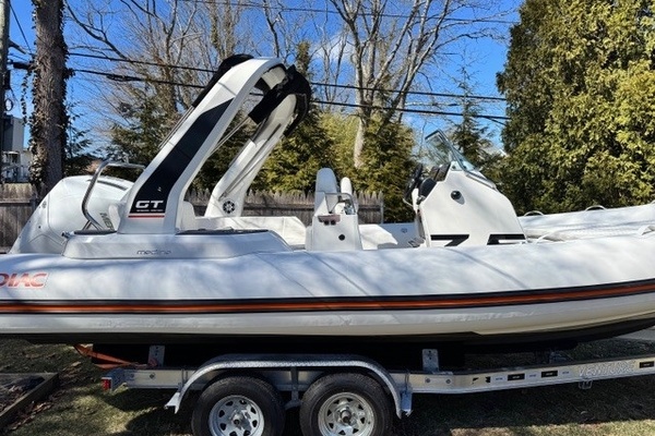 24ft Zodiac Yacht For Sale