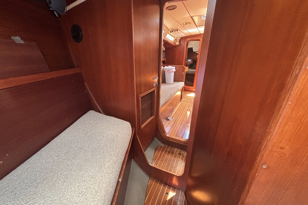 LA BREZZA 39ft Grand Soleil Yacht For Sale